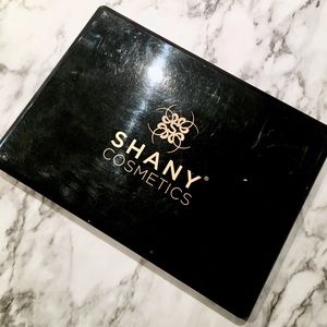 ☀️3 for $20☀️ Enormous Eyeshadow Palette